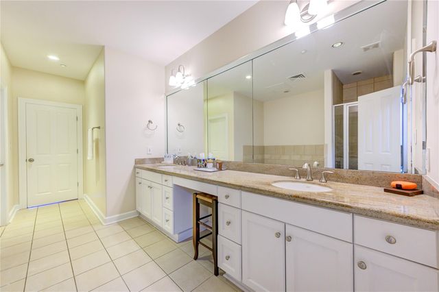 914 Main Street 911, Houston, TX 77002