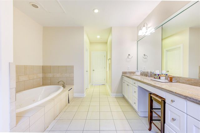 914 Main Street 911, Houston, TX 77002