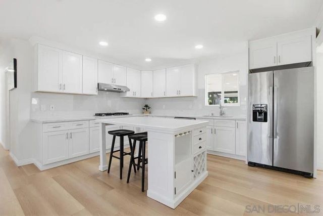 4801 Siesta Place, Oceanside, CA 92057
