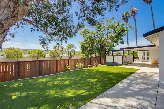 4801 Siesta Place, Oceanside, CA 92057