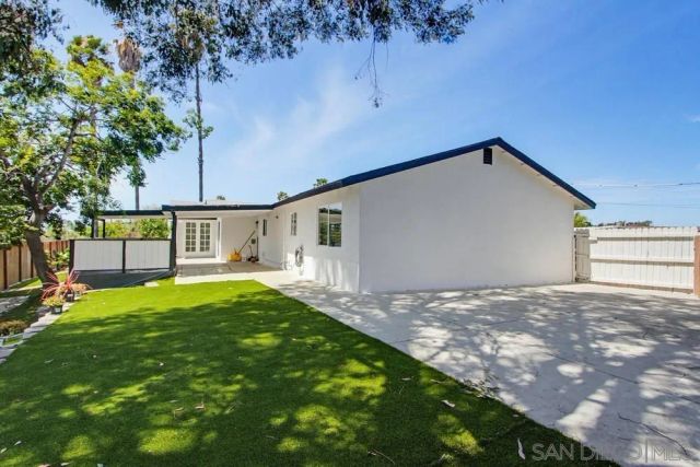 4801 Siesta Place, Oceanside, CA 92057