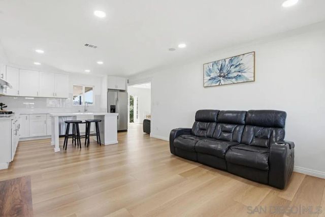 4801 Siesta Place, Oceanside, CA 92057