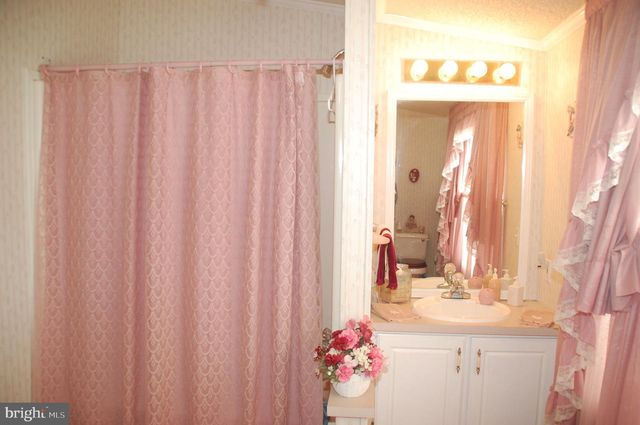 411 WESTBURY DR, Souderton, PA 18964