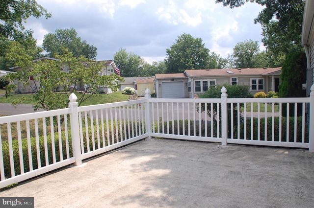 411 WESTBURY DR, Souderton, PA 18964