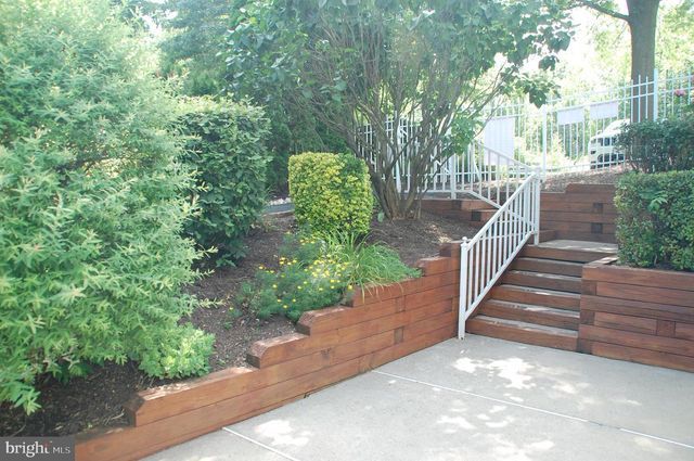 411 WESTBURY DR, Souderton, PA 18964