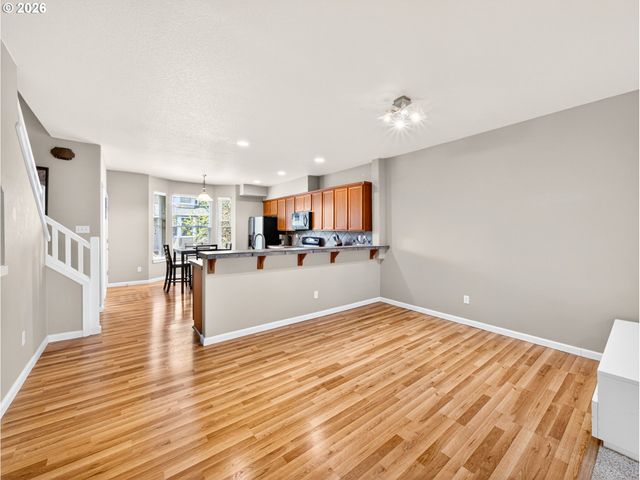 7822 Sw DUNE GRASS Ln, Tigard, OR 97224