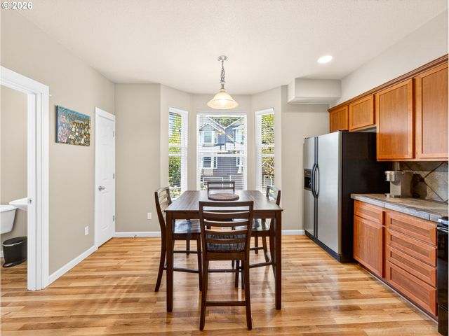 7822 Sw DUNE GRASS Ln, Tigard, OR 97224