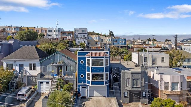 230 Curtis Street, San Francisco, CA 94112