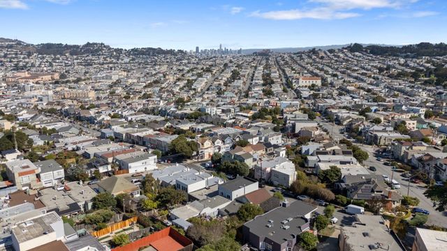 230 Curtis Street, San Francisco, CA 94112
