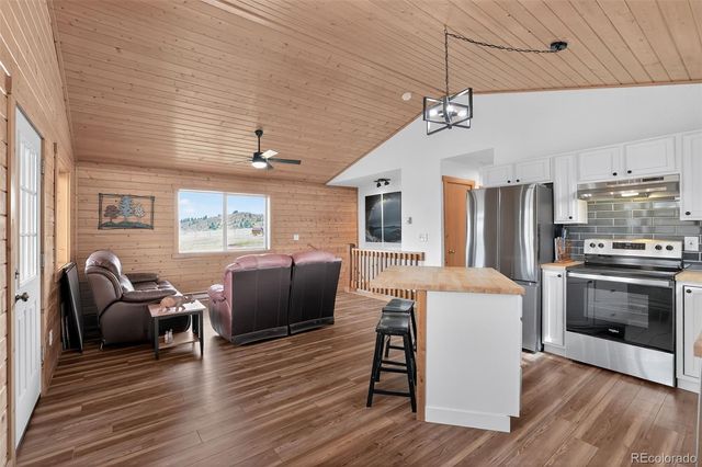 14012 Chickasaw Road, Hartsel, CO 80449