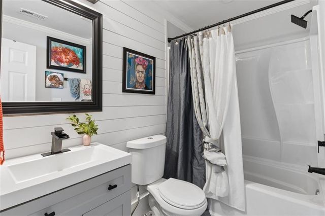 2330 Castle Lane NE, Marietta, GA 30062