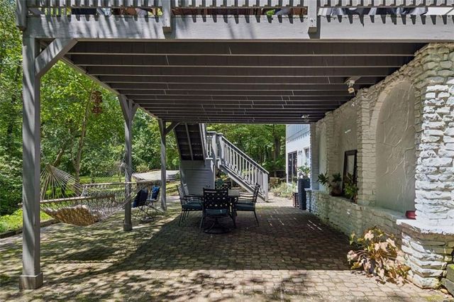 2330 Castle Lane NE, Marietta, GA 30062