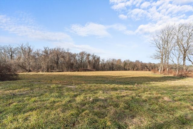 186 Eight Lots Rd, Sutton, MA 01590