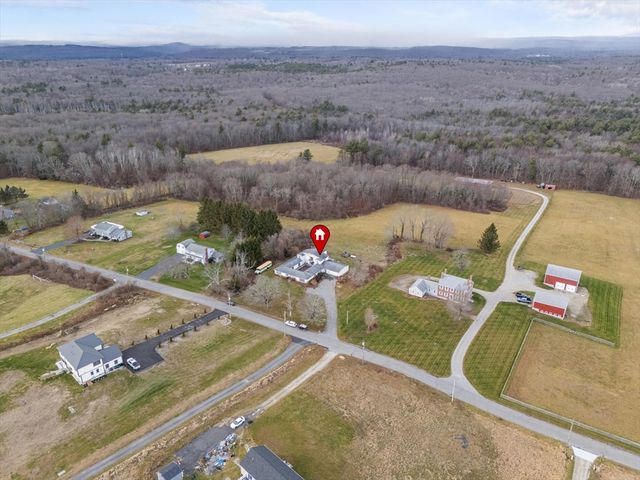 186 Eight Lots Rd, Sutton, MA 01590