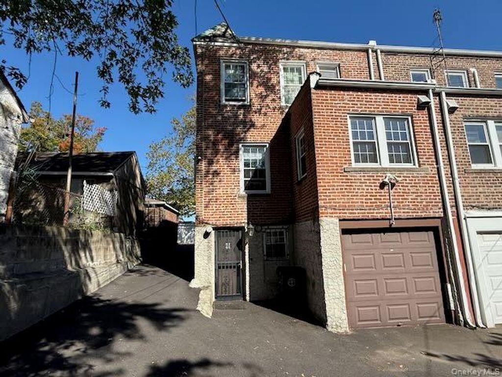 6414 83rd Place, Middle Village, NY 11379 — photo 5