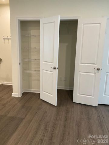 6222 Cleburne Court, Charlotte, NC 28217