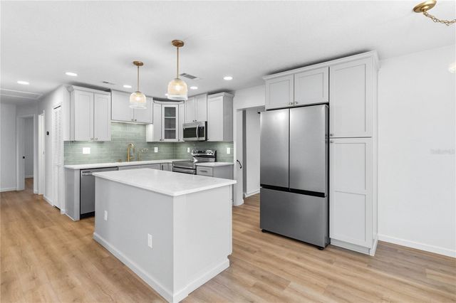 2445 SANFORD AVENUE, Sanford, FL 32771