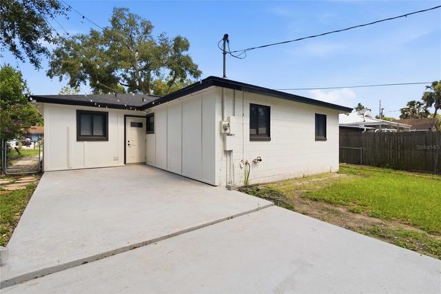 2445 SANFORD AVENUE, Sanford, FL 32771