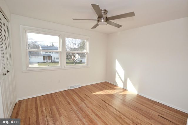 323 BROOKLINE AVE, Cherry Hill, NJ 08002