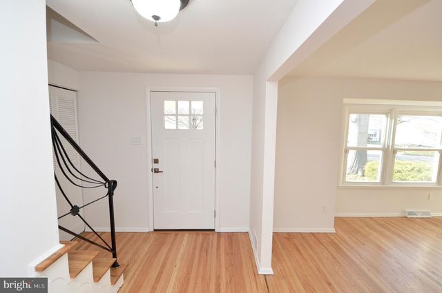 323 BROOKLINE AVE, Cherry Hill, NJ 08002