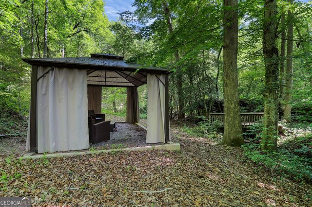 101 Yellow Bluff Road, Dahlonega, GA 30533