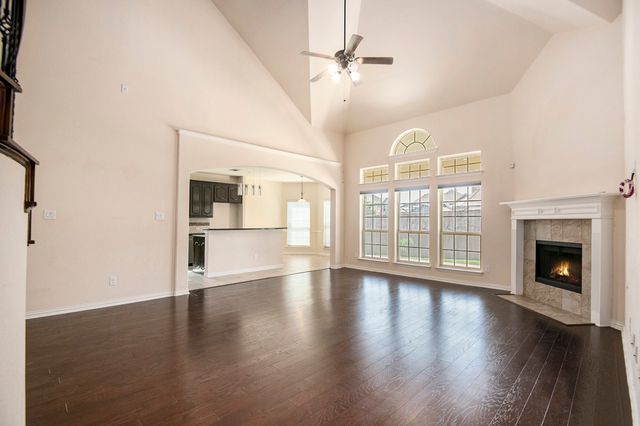 9801 Yellow Cup Drive, Fort Worth, TX 76177