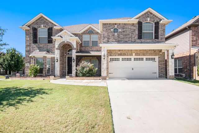 9801 Yellow Cup Drive, Fort Worth, TX 76177