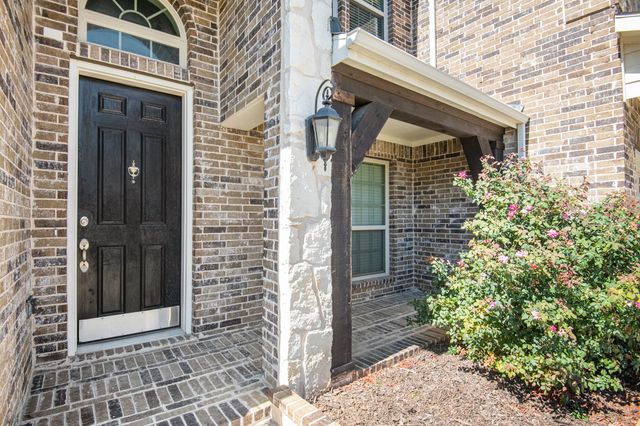 9801 Yellow Cup Drive, Fort Worth, TX 76177