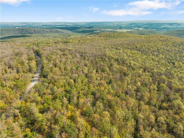 0000 County Line Rd, Middlecreek Twp, PA 15622