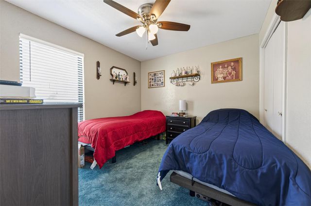 13151 Walden Road 129, Montgomery, TX 77356