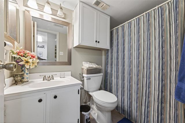 13151 Walden Road 129, Montgomery, TX 77356