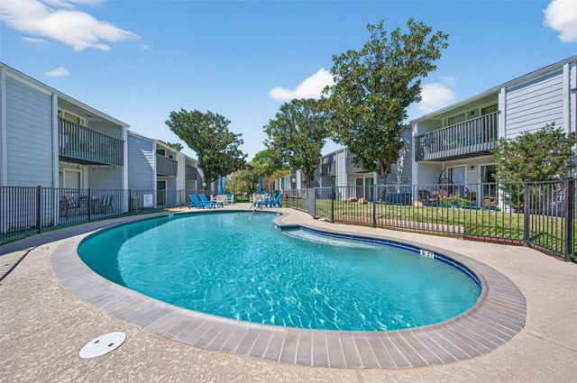 13151 Walden Road 129, Montgomery, TX 77356