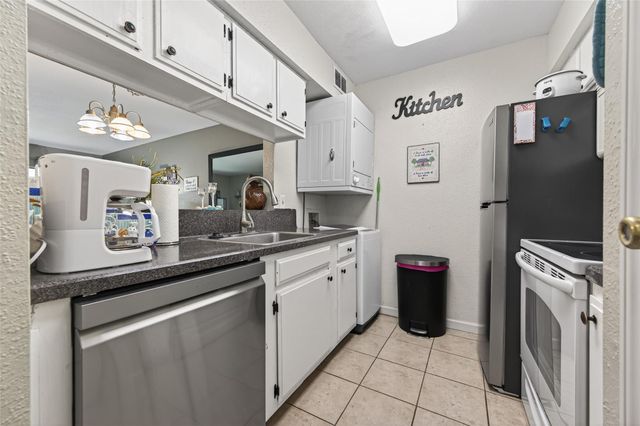 13151 Walden Road 129, Montgomery, TX 77356