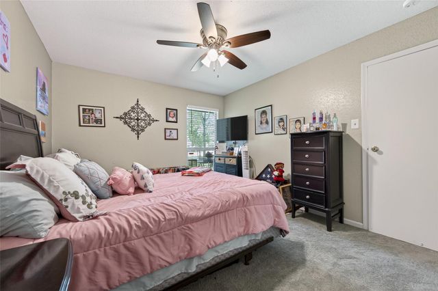 13151 Walden Road 129, Montgomery, TX 77356