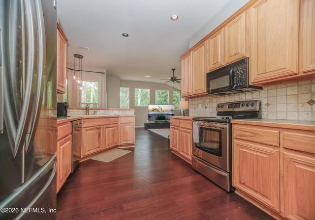 120 OCEAN'S EDGE Drive, Ponte Vedra Beach, FL 32082
