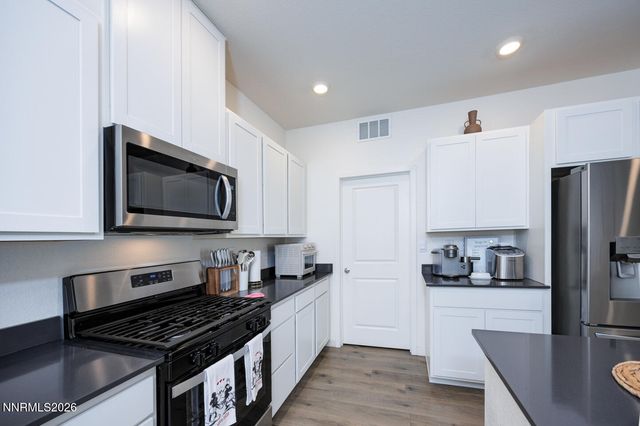 738 Butte Creek Road, Dayton, NV 89403