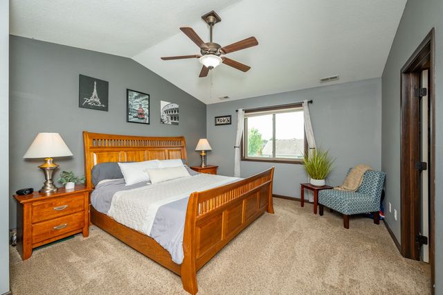 307 Tailfeather Drive NW, Bondurant, IA 50035