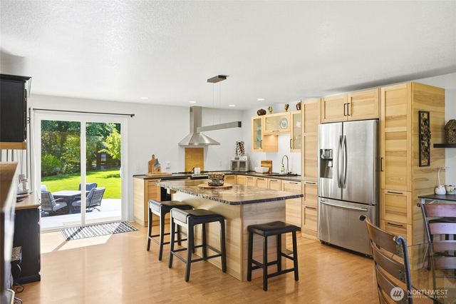 14215 55th Avenue NE, Marysville, WA 98271