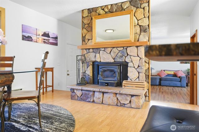 14215 55th Avenue NE, Marysville, WA 98271