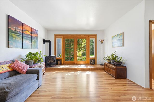 14215 55th Avenue NE, Marysville, WA 98271