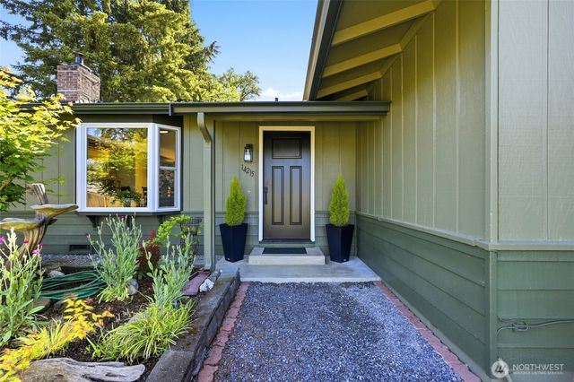 14215 55th Avenue NE, Marysville, WA 98271