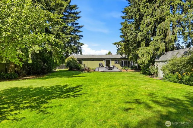14215 55th Avenue NE, Marysville, WA 98271