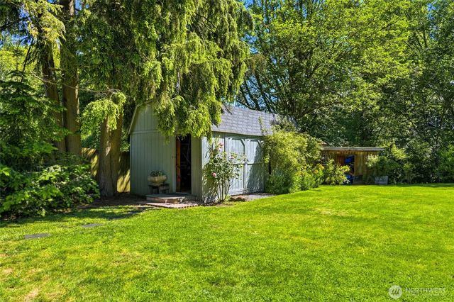 14215 55th Avenue NE, Marysville, WA 98271