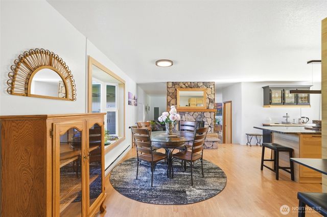 14215 55th Avenue NE, Marysville, WA 98271