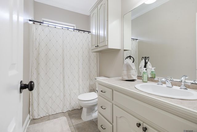 6081 Sandy Creek Ln, Zachary, LA 70791