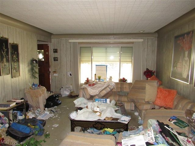 19400 Mayfair Lane, Warrensville Heights, OH 44128