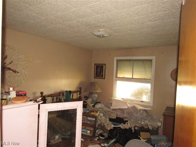 19400 Mayfair Lane, Warrensville Heights, OH 44128