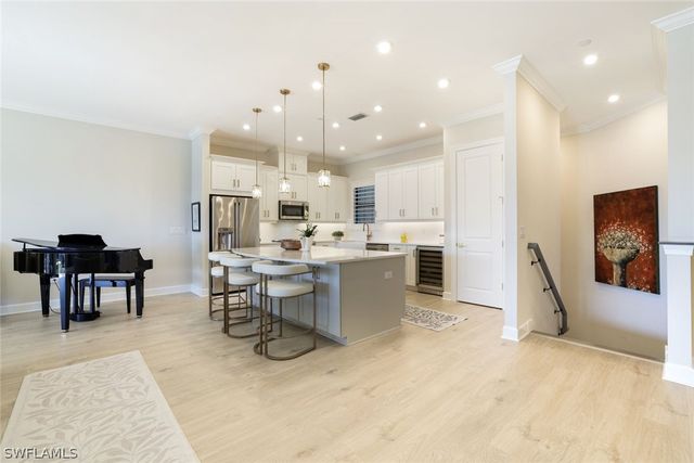 15336 Lucerna ST 203, Naples, FL 34114