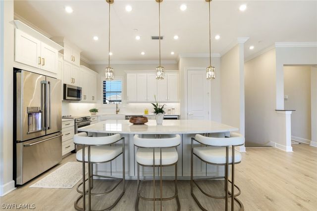 15336 Lucerna ST 203, Naples, FL 34114