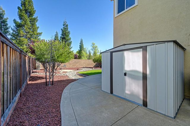 1556 Arroyo Madrone Ln, Lincoln, CA 95648